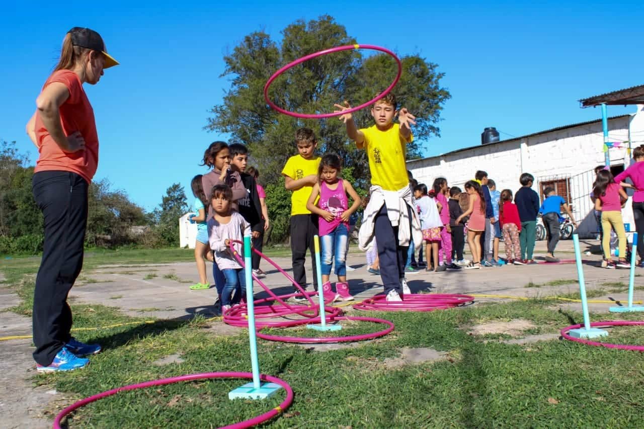 VILLA OCAMPO: EL PROGRAMA “RECREACIÓN Y TIEMPO LIBRE” SE PRESENTÓ EN EL BARRIO LOS AMORES