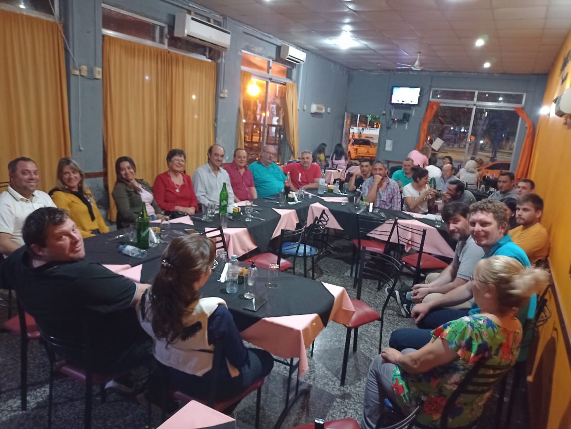 LAS TOSCAS: MULTITUDINARIA CONVOCATORIA EN LA SEGUNDA REUNION DE DIRIGENTES DE EVOLUCIÓN RADICAL