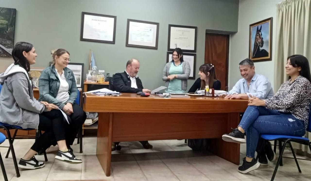 REUNIÓN CON LOS EQUIPOS DE NIÑEZ, ADOLESCENCIA Y FAMILIA, Y DE DIVERSIDAD Y GÉNERO