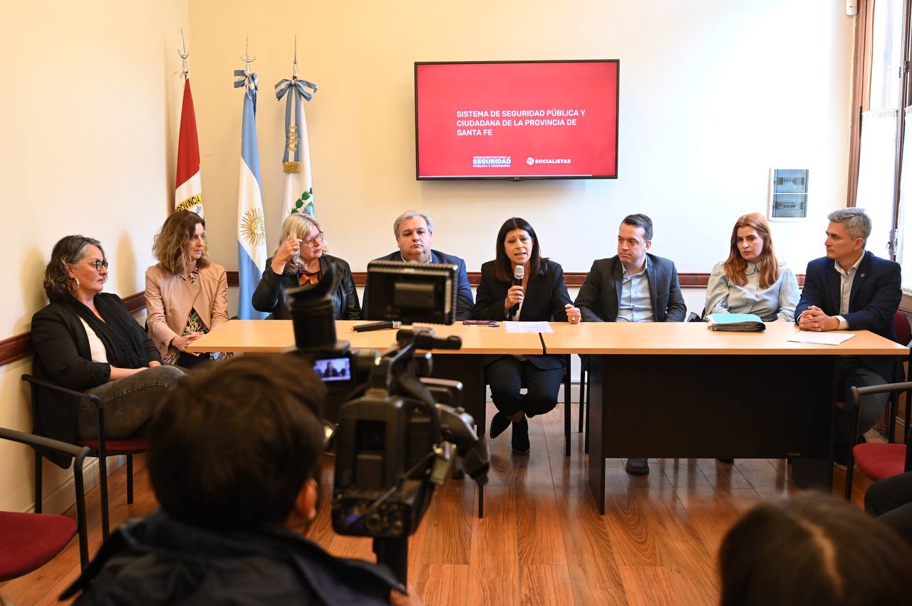 EL SOCIALISMO PRESENTÓ UN PAQUETE DE LEYES PARA ENFRENTAR LA CRISIS DE SEGURIDAD