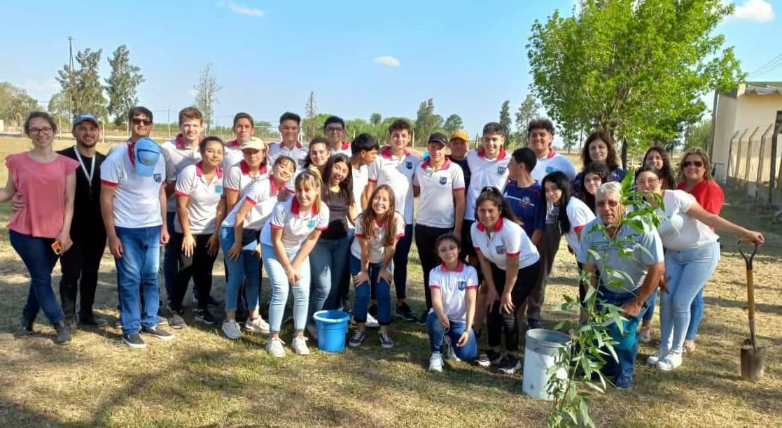 PLANTANDO VIDA, SEMBRANDO FUTURO