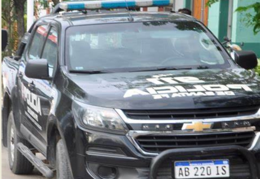 La policía de Villa Ocampo detuvo a cinco PERSONAS que se enfrentaron con palos y machetes en Isleta centro.