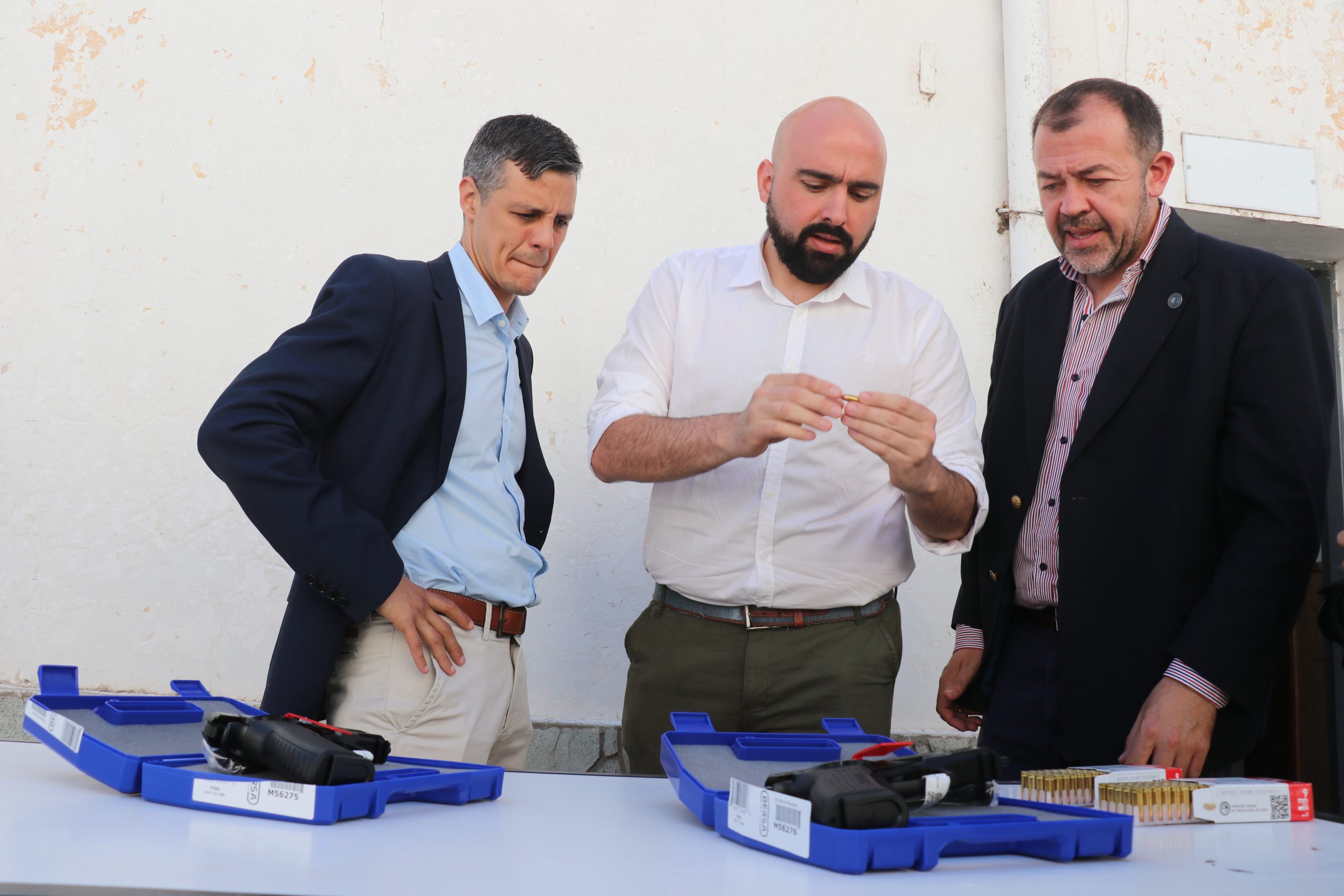 LA PROVINCIA COMPLETÓ LA ENTREGA DE PISTOLAS PARA LA POLICÍA PROVINCIAL
