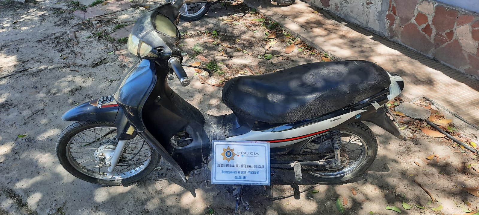 RECONQUISTA: POLICIA RECUPERO UNA MOTO QUE HABIA SIDO ROBADA