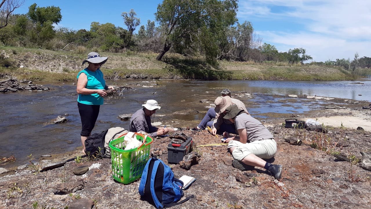 ESPECIALISTAS REALIZARON ESTUDIOS GEOLÓGICOS Y PALEONTOLÓGICOS EN EL CAUCE DEL RÍO LOS AMORES