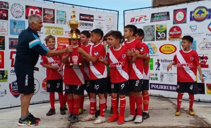 EXITOSO 12º TORNEO DE FÚTBOL INFANTIL “COPA HURACANCITO