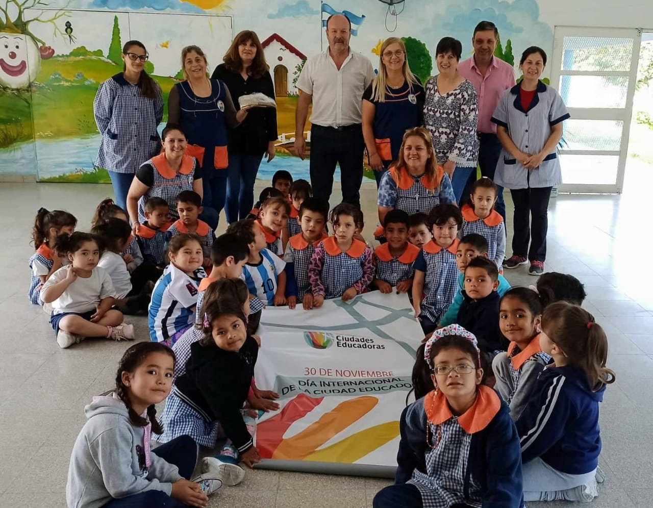 ENTREGA DE SEMILLAS EN ADHESIÓN AL “DÍA INTERNACIONAL DE LA CIUDAD EDUCADORA 2022”