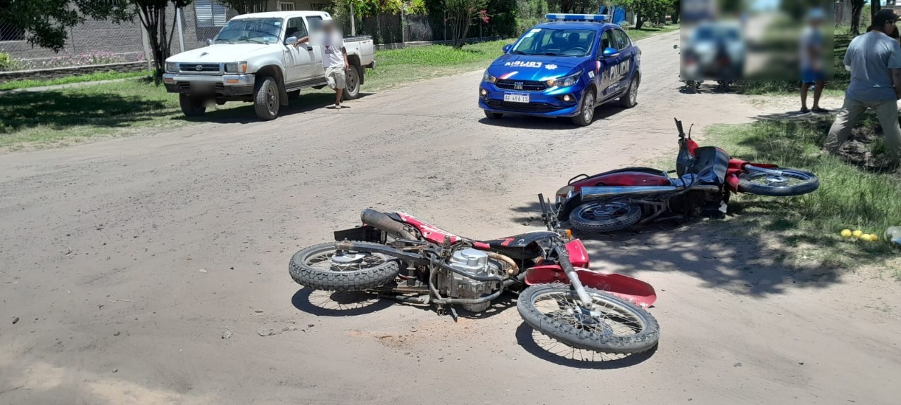 SAN ANTONIO DE OBLIGADO: ACCIDENTE DE TRANSITO ENTRE DOS MOTOCICLETAS