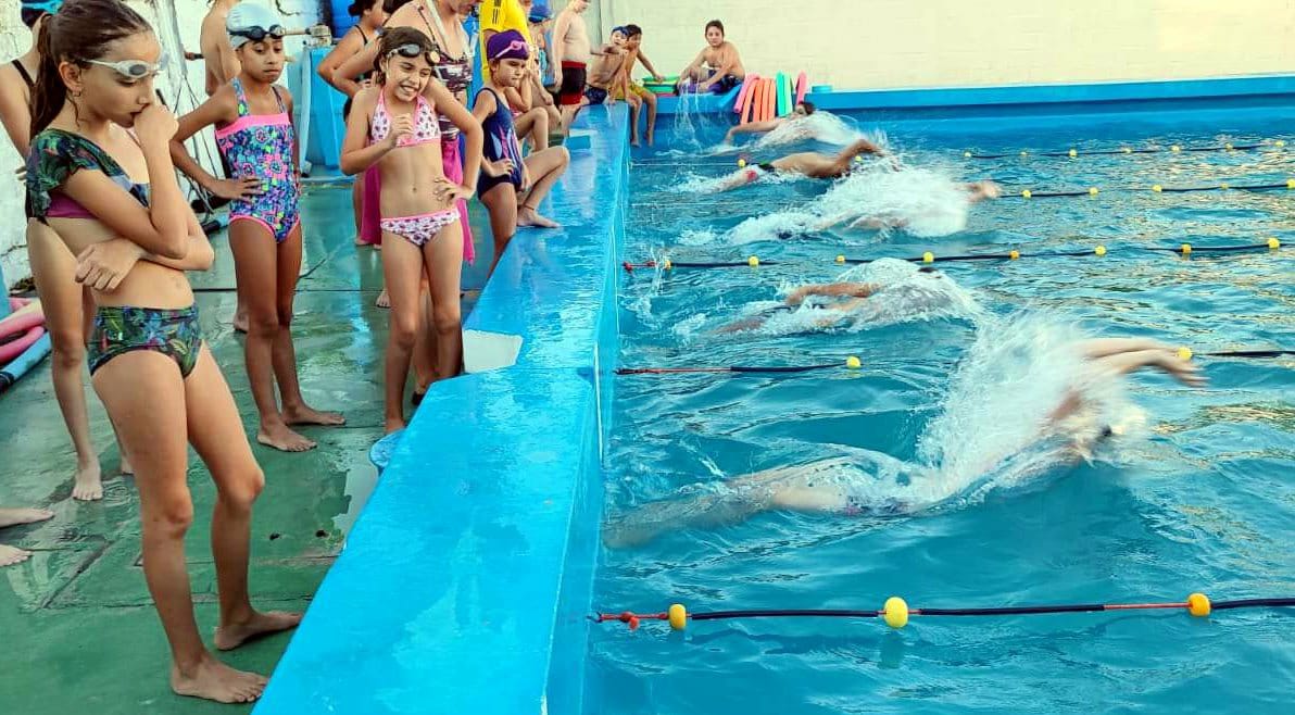 COMPETENCIA INTERNA DE NATACIÓN