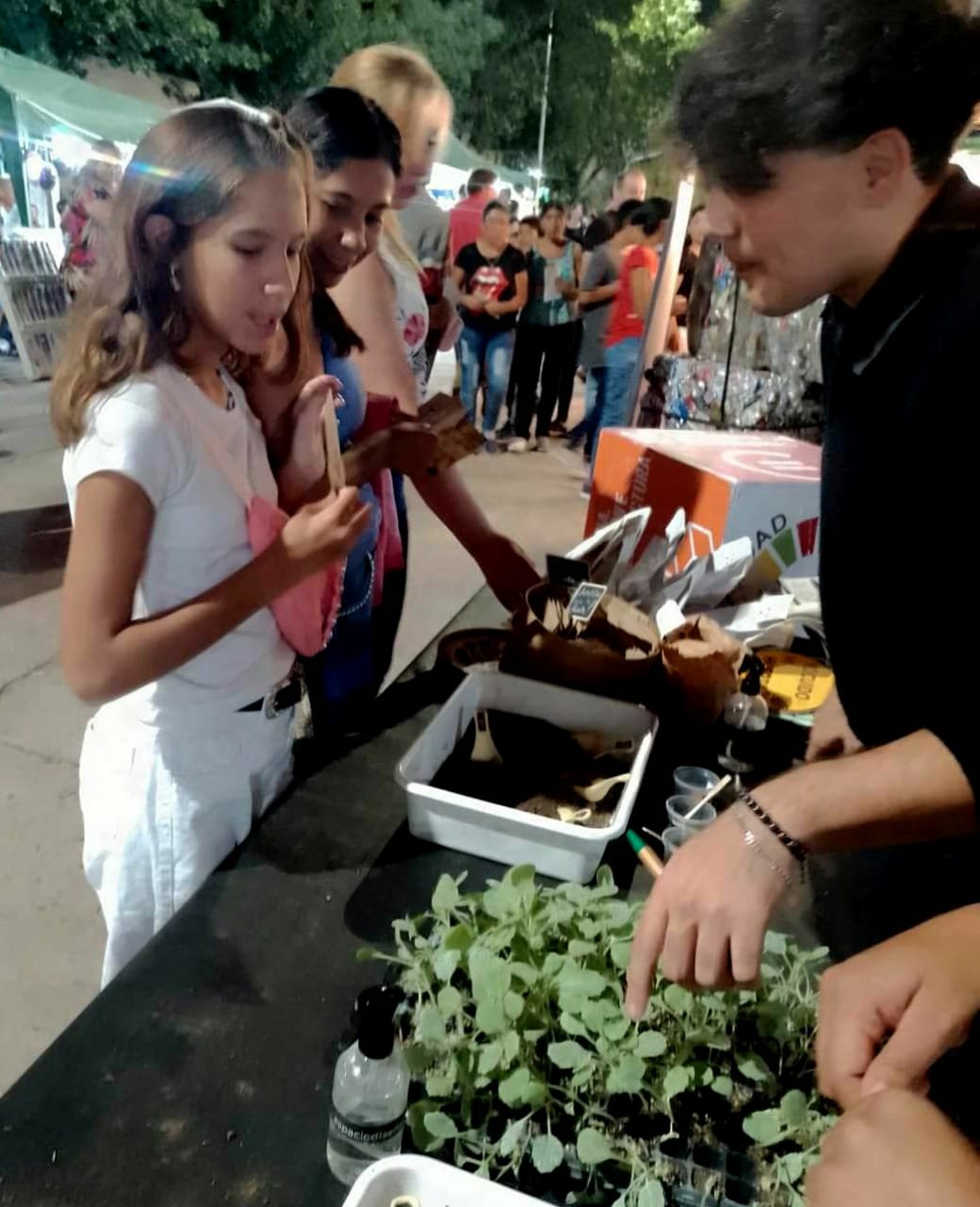“ECO VERANO” EN LA 10º FIESTA NACIONAL DE LOS HUMEDALES “JAAUKANIGÁS”