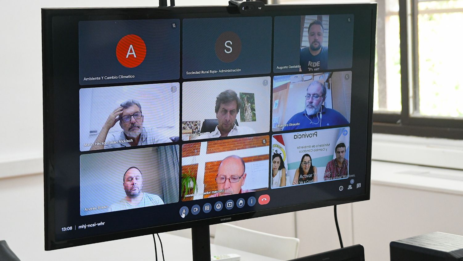 Jaaukanigás: La provincia presentó a la Sociedad Rural de Reconquista el proyecto de creación del Área de Manejo Integral   