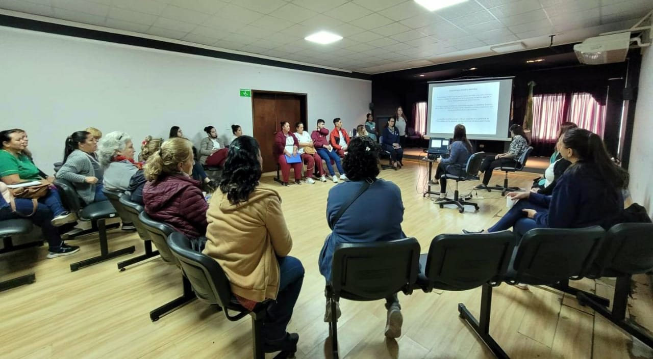 SE REALIZÓ CON GRAN ÉXITO EL PRIMER CICLO DE CAPACITACIÓN DEL PROGRAMA “PRIMEROS AÑOS