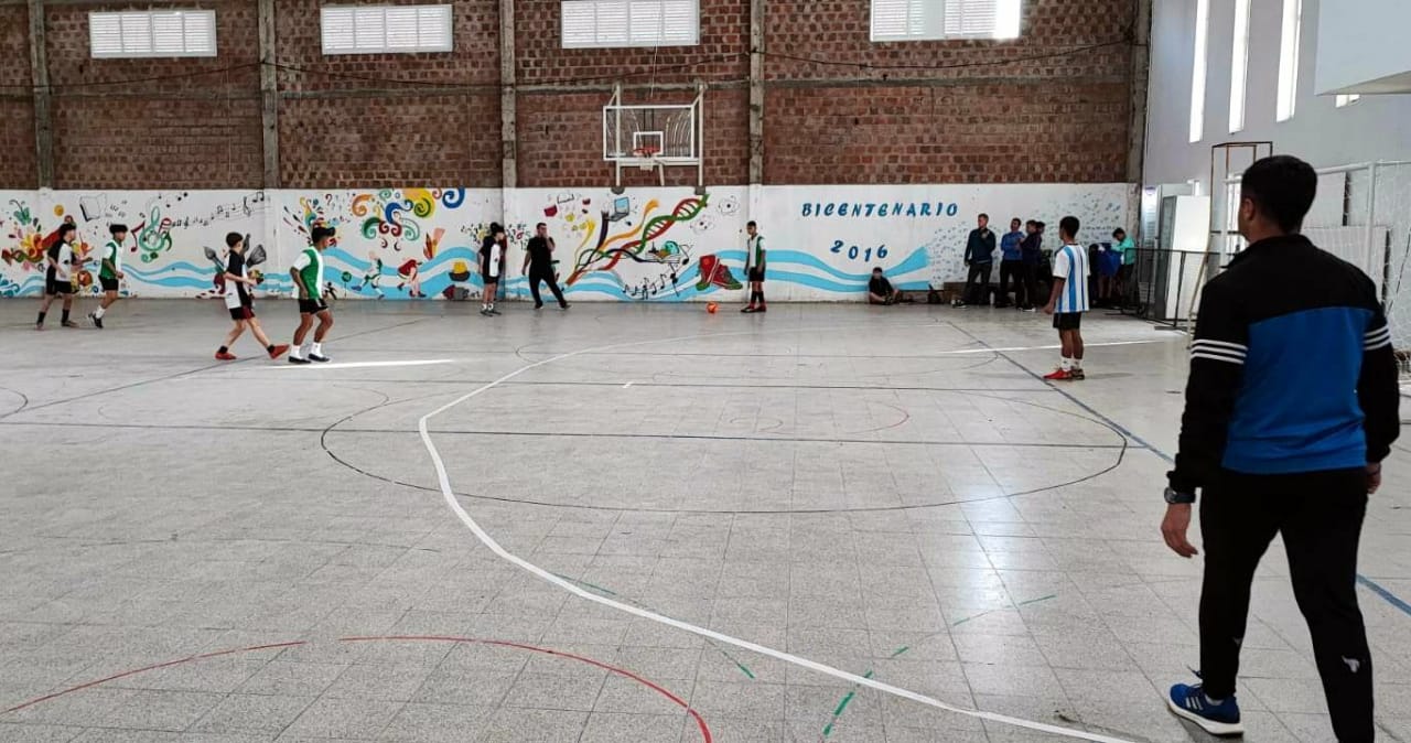 SE DISPUTÓ LA DISCIPLINA “FUTSAL” EN LA INSTANCIA LOCAL DE LOS JUEGOS SANTAFESINOS