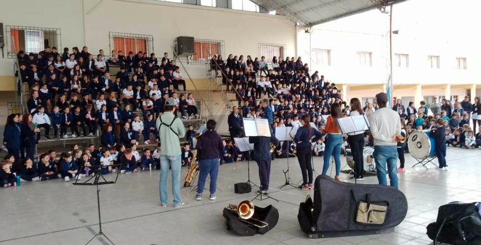 AULA ABIERTA CON LA BANDA DE MÚSICA “CIUDAD DE VILLA OCAMPO”
