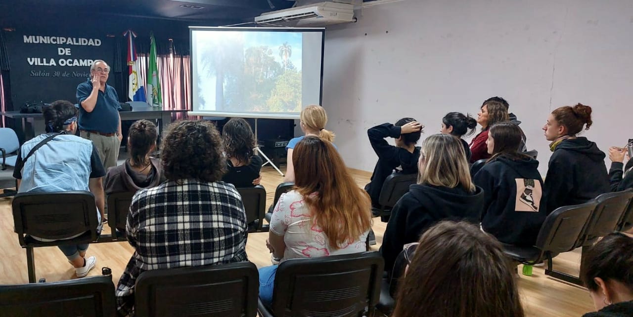 ESTUDIANTES UNIVERSITARIOS SE CAPACITARON EN VILLA OCAMPO