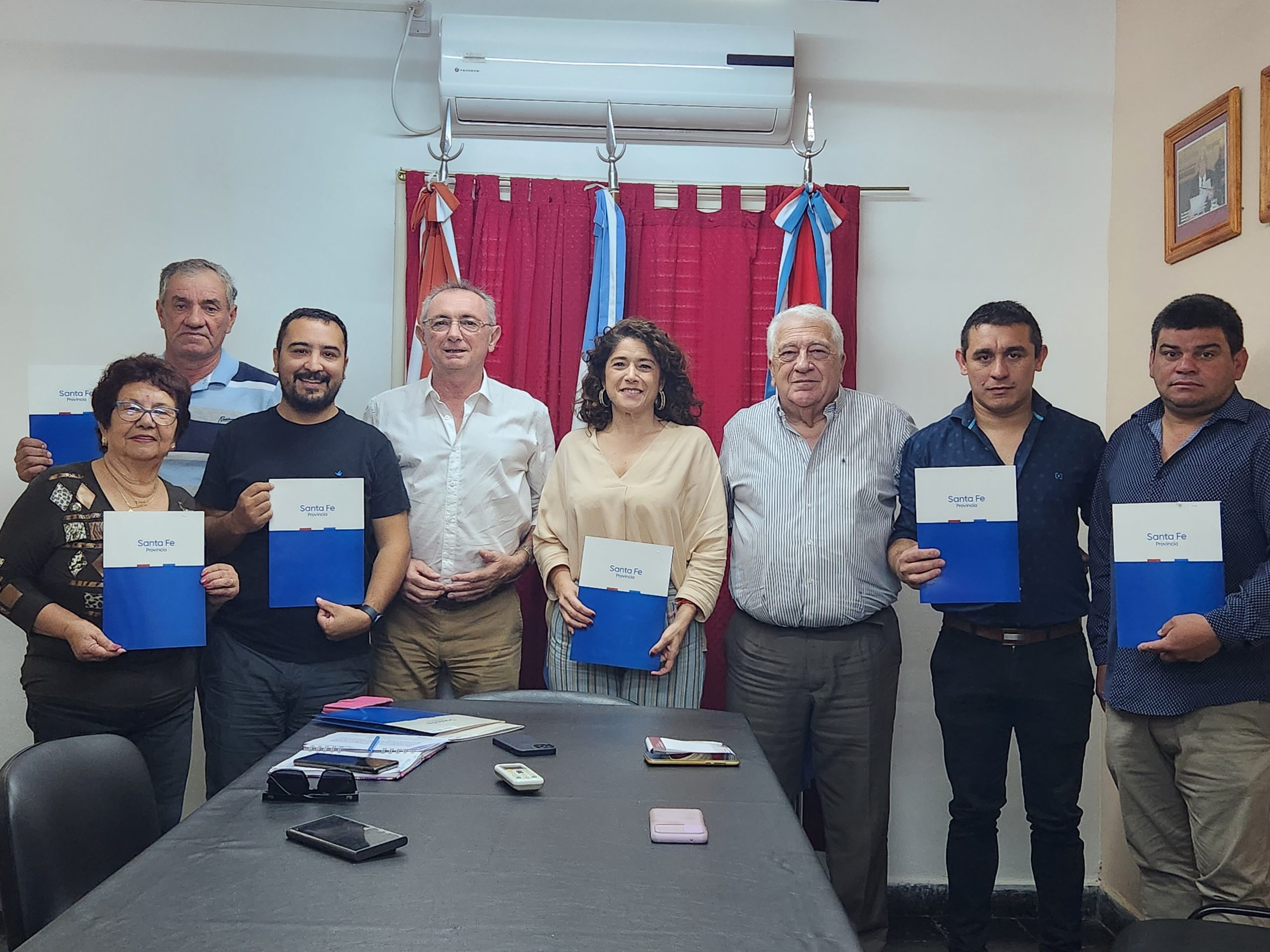 COSTAMAGNA ENTREGÓ APORTES POR 80 MILLONES DE PESOS A PRODUCTORES GANADEROS DEL DEPARTAMENTO VERA