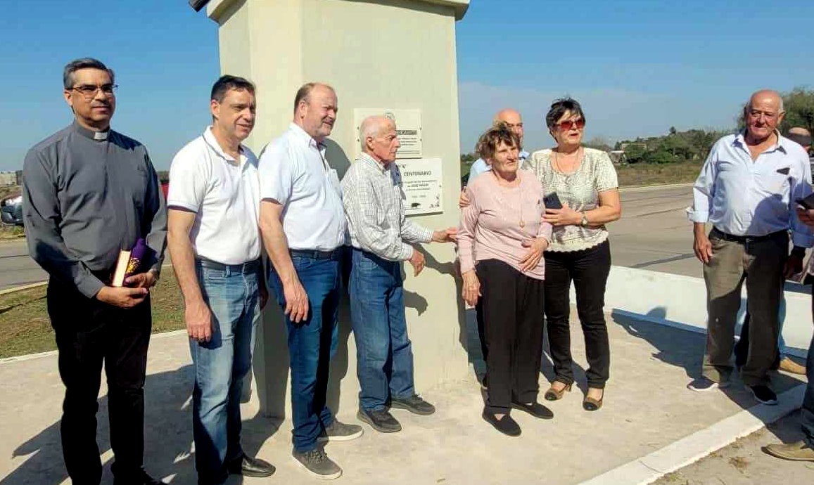 DESCUBRIMIENTO DE PLACA CONMEMORATIVA AL CENTENARIO DE LA LLEGADA A VILLA OCAMPO DE LA FAMILIA MASÍN