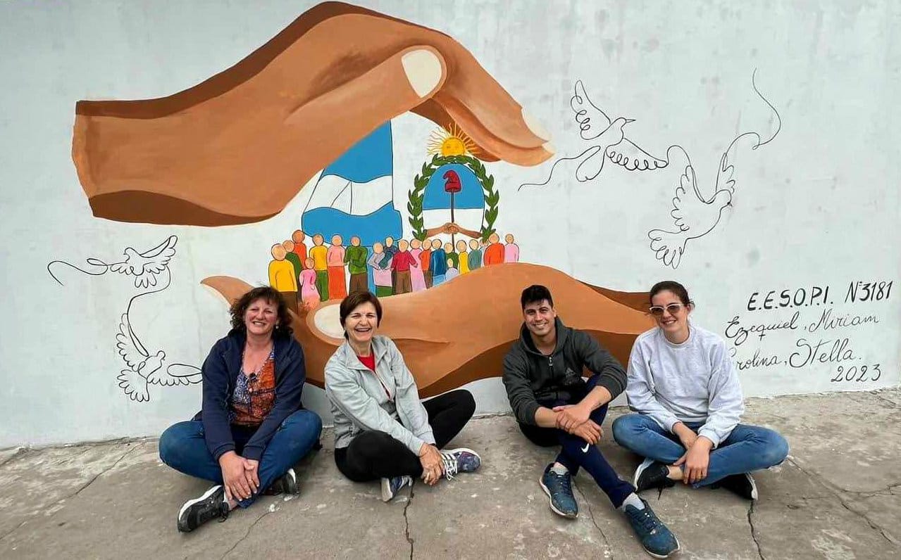 VILLA OCAMPO YA TIENE SU MURAL SOBRE LOS 40 AÑOS DE DEMOCRACIA