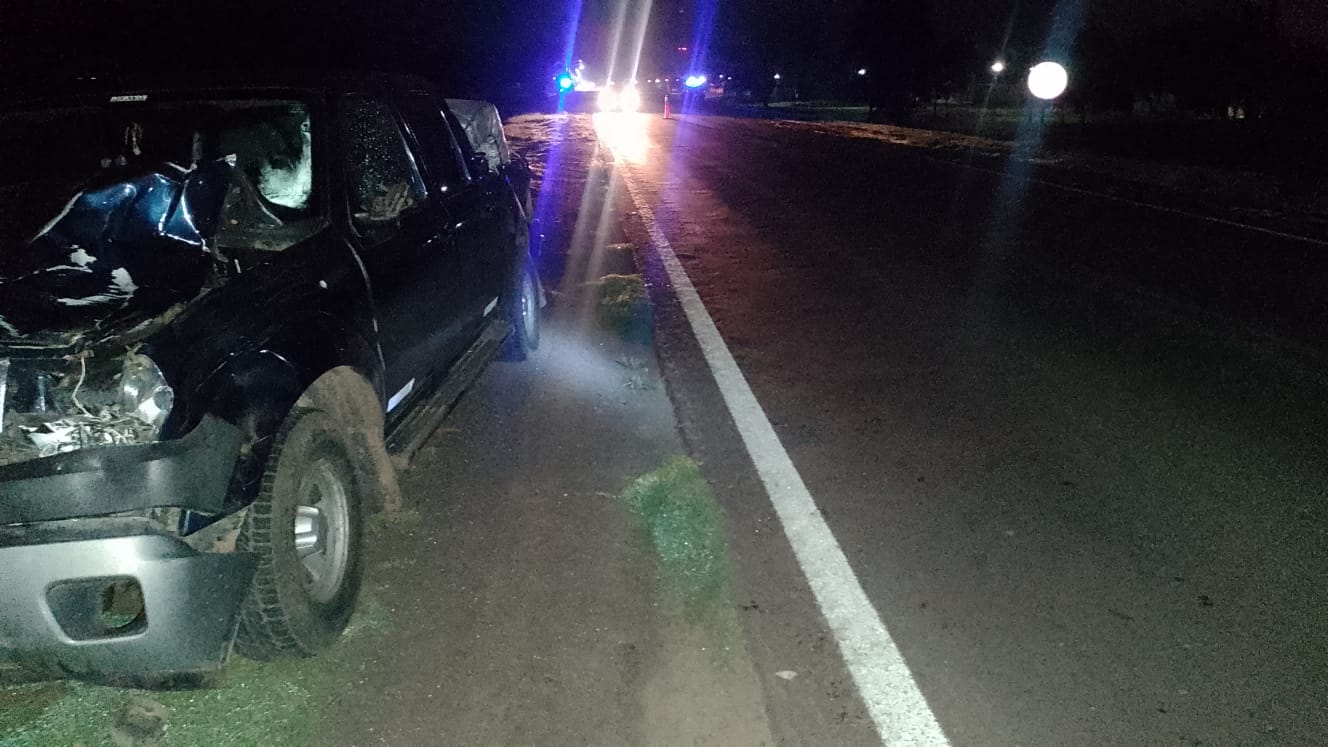 LAS TOSCAS: Policía encontró a una persona sustrayendo los cables de las farolas del alumbrado público.