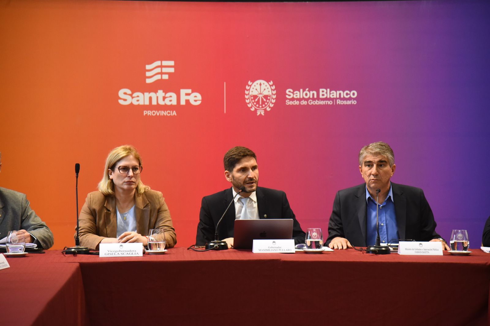 Maximiliano Pullaro reunió a los legisladores nacionales “para trabajar en defensa de Santa Fe”