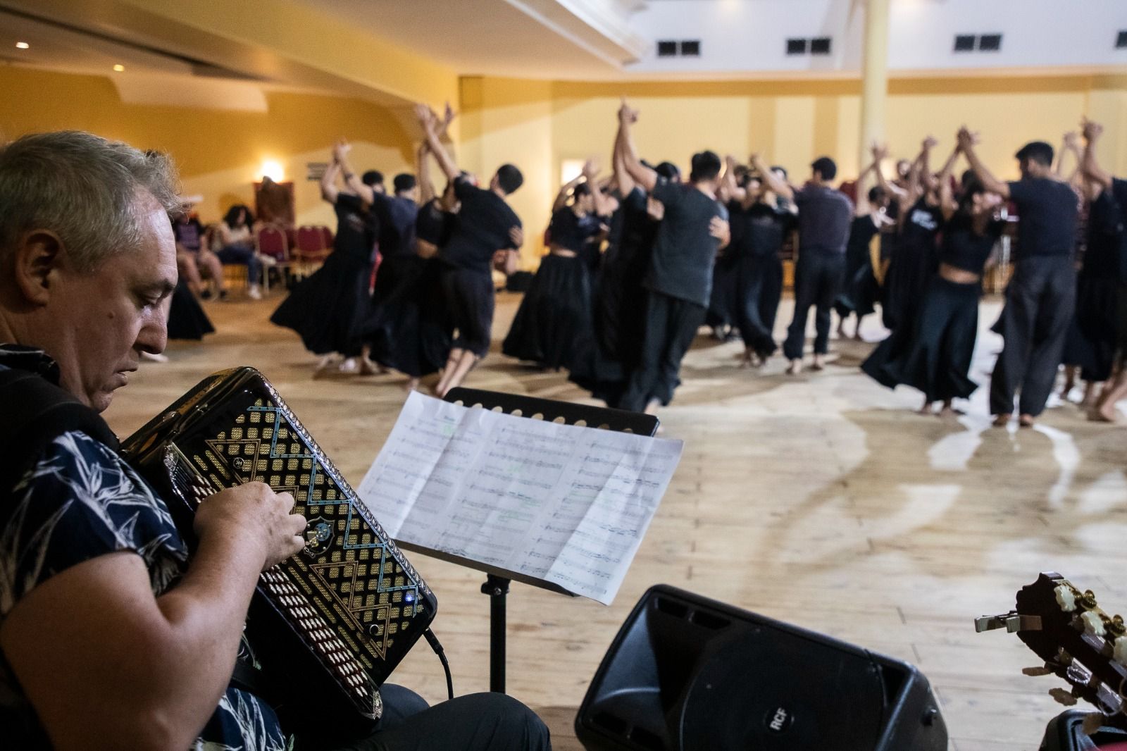Provincia presentó a la delegación que llevará la bandera santafesina a Cosquín