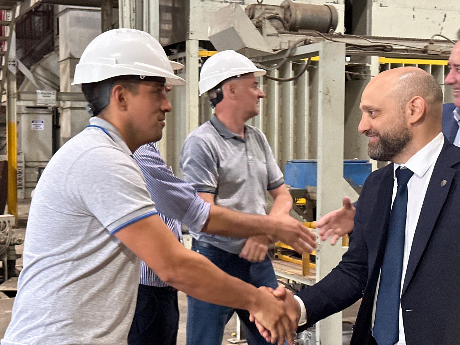 “Nuestro mandato es defender a la producción y la industria santafesina”