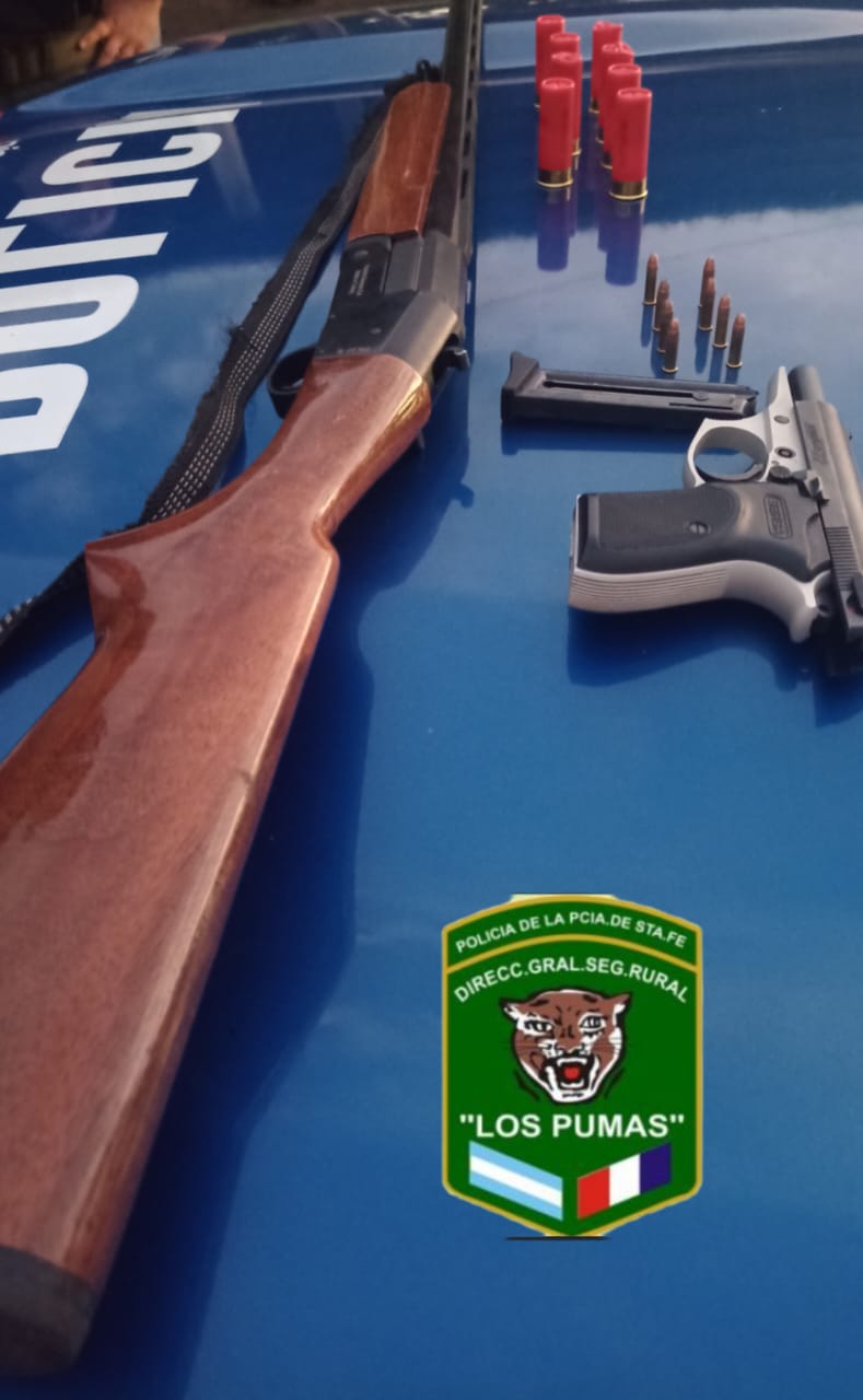 “Los Pumas” de la Sección N°9 Villa Ocampo, procedieron a la Aprehensión de un masculino y al secuestro de armas de fuego.