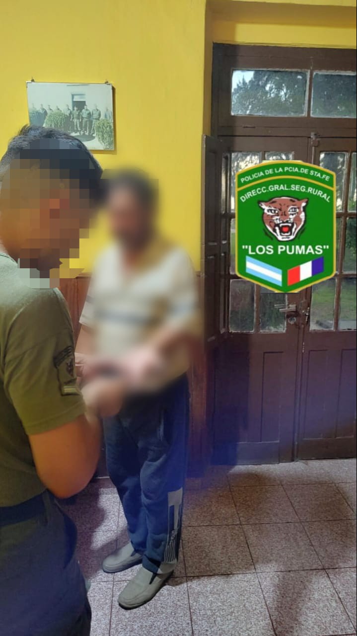 La Guardia Rural “Los Pumas” de Villa Ocampo, notificaron a un masculino por Abigeato (ganado menor).