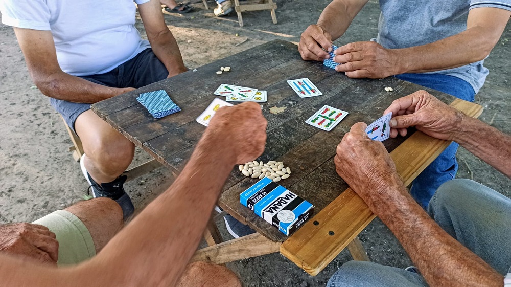 VILLA OCAMPO: GANADORES DE LOS TORNEOS DE TRUCO Y BEACH VOLEY