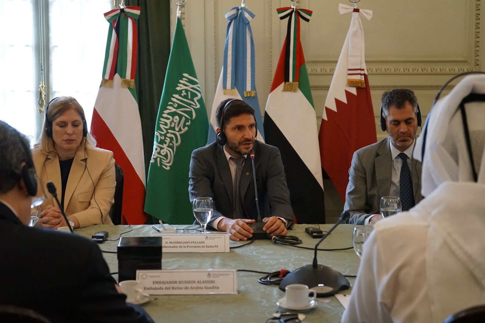 Más inversiones y exportaciones: el gobernador Pullaro se reunió con países árabes