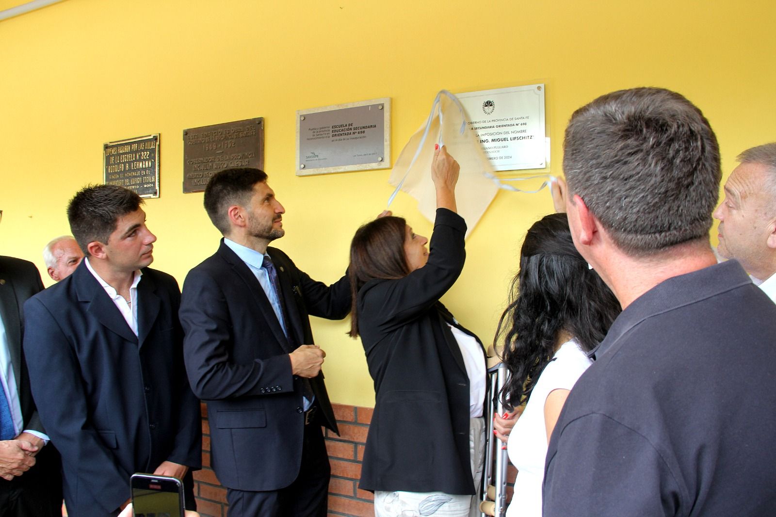 Pullaro en el inicio de clases: “Vamos a construir 1000 aulas en toda la provincia”