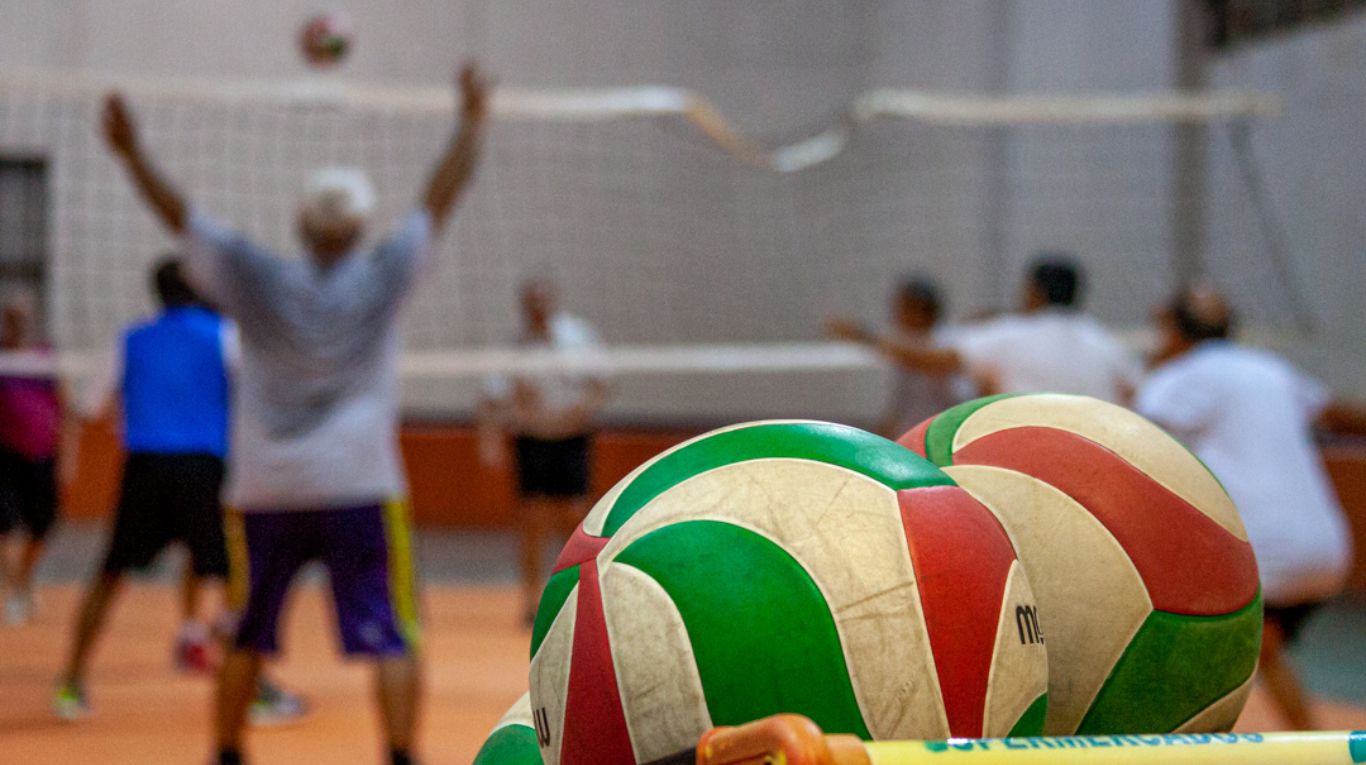 VILLA OCAMPO: CLÍNICA DE NEWCOM EN EL ARNO