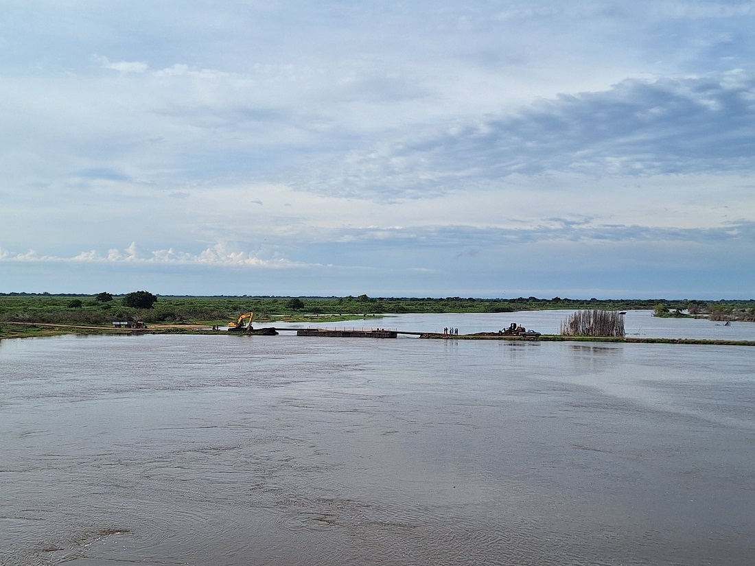 VILLA OCAMPO: EL CRUCE POR LA BALSA, CAMINO A PUERTO OCAMPO, PODRÍA QUEDA INHABILITADO DEBIDO A LA CRECIENTE DEL PARANÁ MINÍ