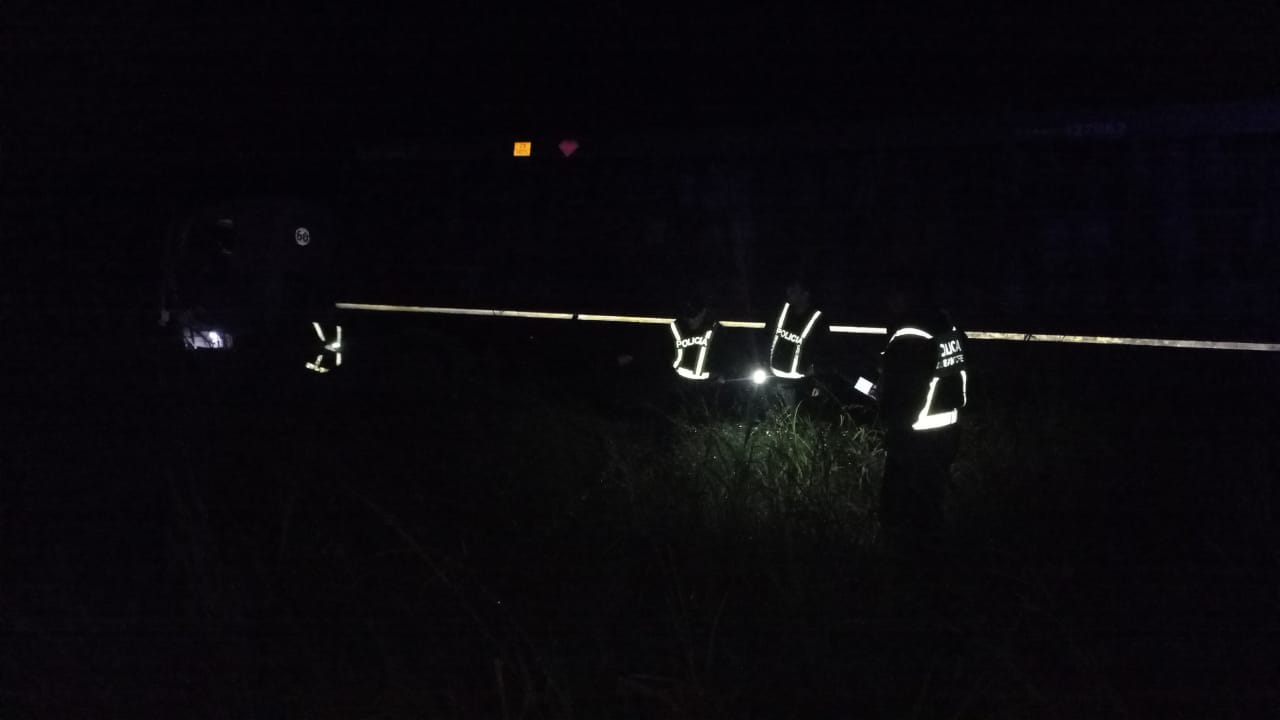 VILLA OCAMPO: RUTA NACIONAL N°11 TRACTOR DESPISTÓ Y TERMINÓ VOLCANDO.