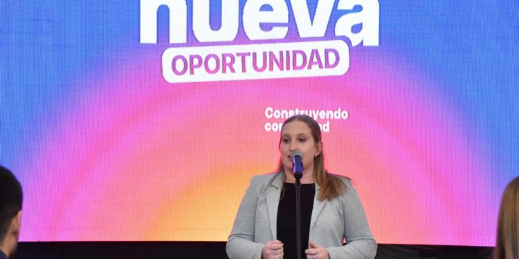 Pullaro: “Buscamos que nuestros jóvenes tengan proyectos y sientan que pueden salir adelante