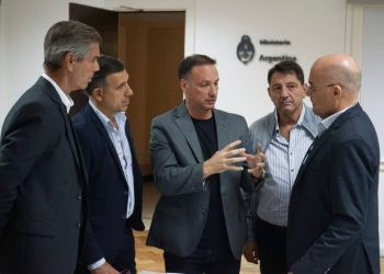 Autoridades nacionales y provinciales acordaron reactivar obras públicas que estaban paralizadas en Santa Fe