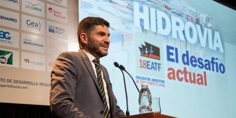 Pullaro: “Santa Fe pide estar en la mesa de discusión sobre las obras necesarias para el desarrollo de la región”