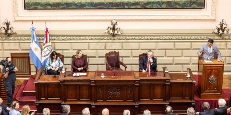 Seguridad: Pullaro hizo foco en los 700 patrulleros, 500 motos y 3.600 plazas carcelarias que sumará la Provincia