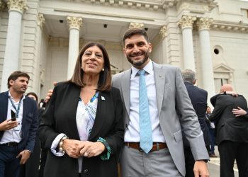 CLARA GARCÍA: “PULLARO DEMUESTRA QUE SE PUEDE GOBERNAR CON DIALOGO Y RESPETO SIN PERDER FIRMEZA”