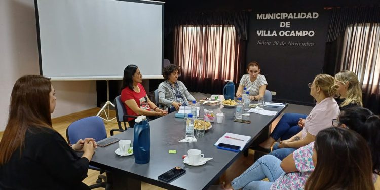 VILLA OCAMPO: REUNIÓN PARA COORDINAR ACCIONES ANTE SITUACIONES DE VULNERACIÓN DE DERECHOS DE NIÑAS, NIÑOS Y ADOLESCENTES