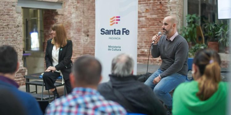 Cultura presentó Espacio Santafesino en 15 departamentos de la Provincia