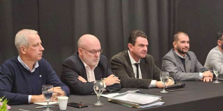 Dionisio Scarpin: “Está multitudinaria convocatoria demuestra la urgencia de reparar la Ruta Nacional N°11”