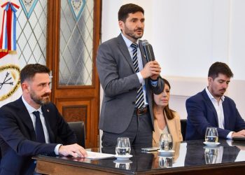 Pullaro: “En cada uno de los poderes del Estado tenemos que tener una mirada que cuide el ambiente”