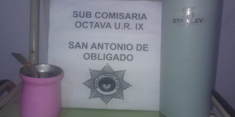 SAN ANTONIO: SE LLEVO EL MATE , LA BOMBILLA Y EL TERMO.