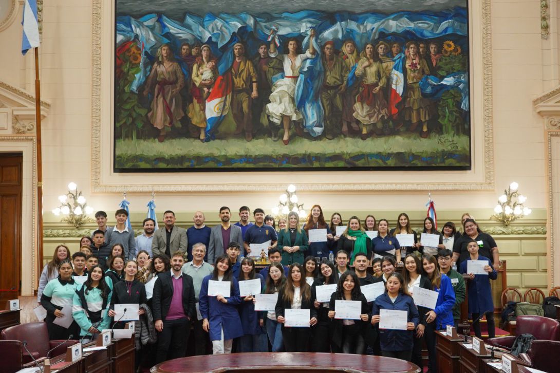 MANCINI: “LOS JÓVENES SON EL PRESENTE Y EL FUTURO DE NUESTRA PROVINCIA” 