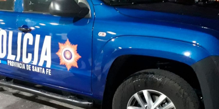 LAS TOSCAS: Robo un auto, choco a una mujer en moto y se dió a la fuga .