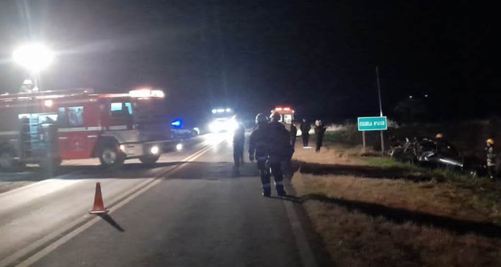 Despiste y vuelco de un automóvil en la ruta nacional 11, al tratar de desviar un pozo en jurisdicción de Villa Ocampo.