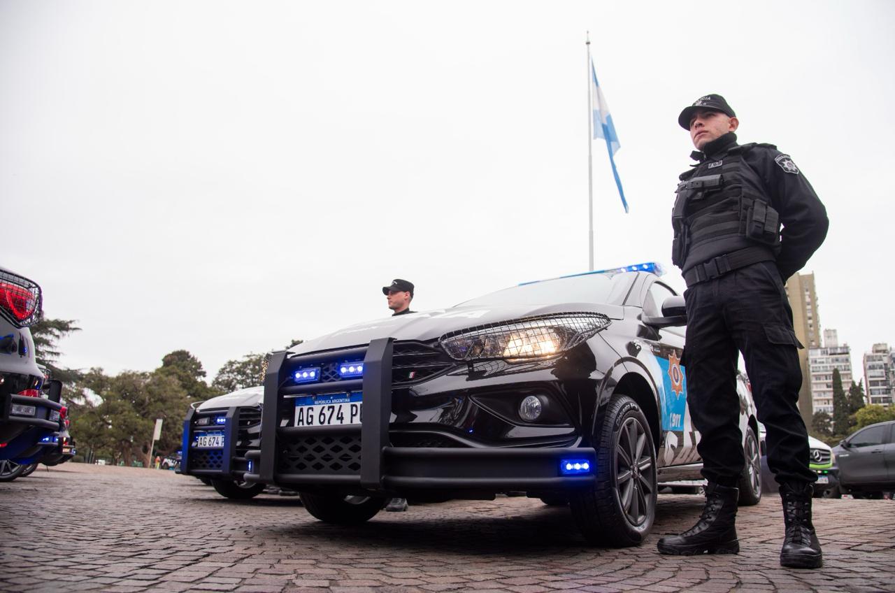 Rosario: desde hoy patrullan las calles 131 nuevos móviles de la Policía de Santa Fe