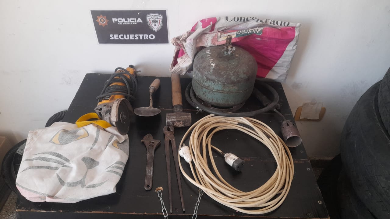 VILLA OCAMPO: ENCUBRIMIENTO, RESISTENCIA A LA AUTORIDAD y ROBO.