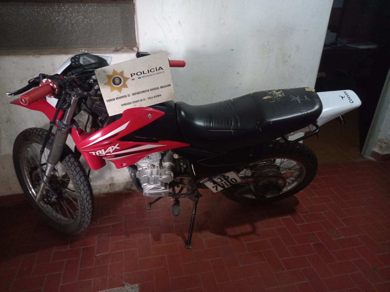 VILLA OCAMPO: Por ser bueno, termino con golpes y le robó la moto.